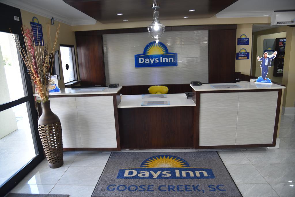 Days Inn By Wyndham Goose Creek North Charleston Eksteriør bilde