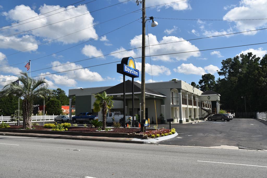 Days Inn By Wyndham Goose Creek North Charleston Eksteriør bilde